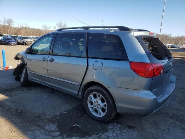 2006 Toyota Sienna LE