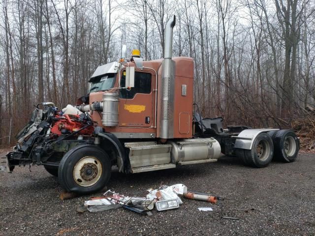 2015 Kenworth Construction T800