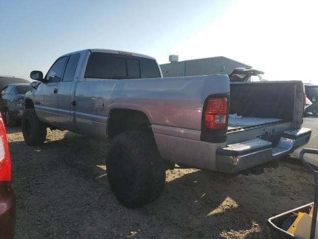 1998 Dodge RAM 2500