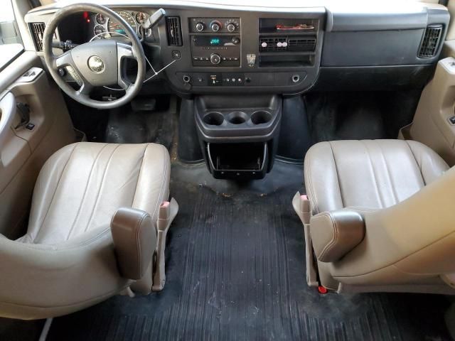 2013 Chevrolet Express G2500 LS