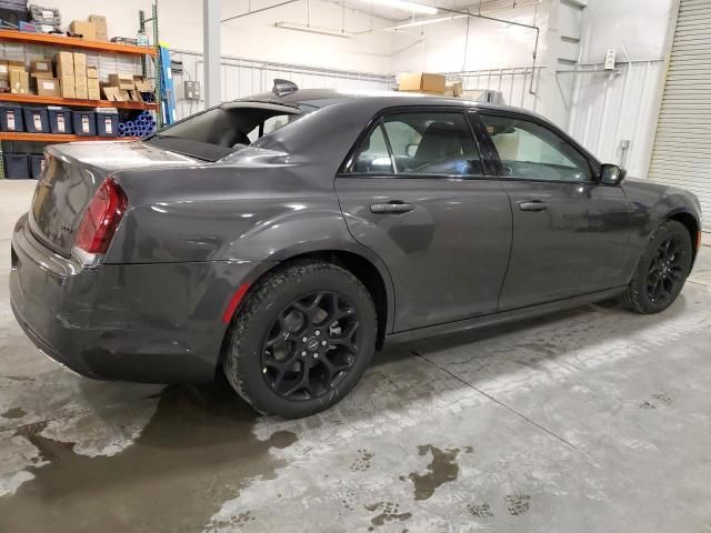 2023 Chrysler 300 Touring L