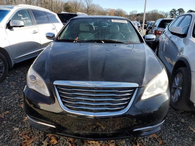 2013 Chrysler 200 Limited