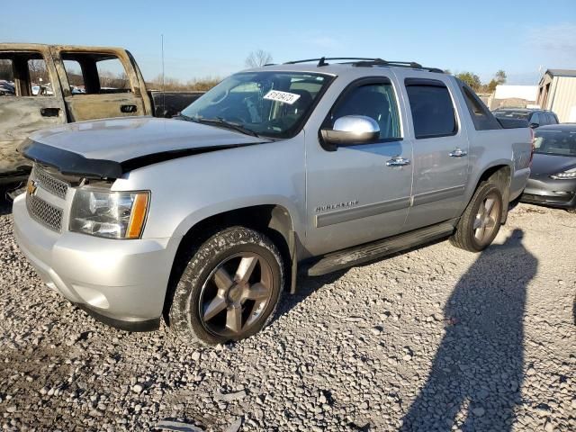 2012 Chevrolet Avalanche LS