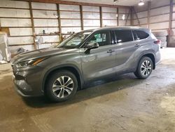 Salvage cars for sale at Columbia Station, OH auction: 2021 Toyota Highlander XLE