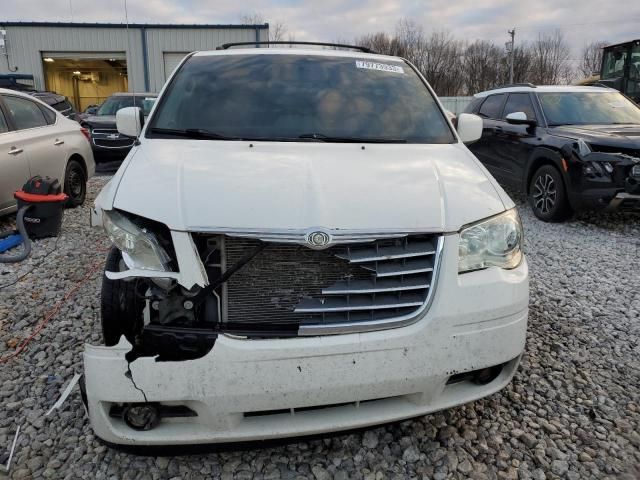 2008 Chrysler Town & Country Touring