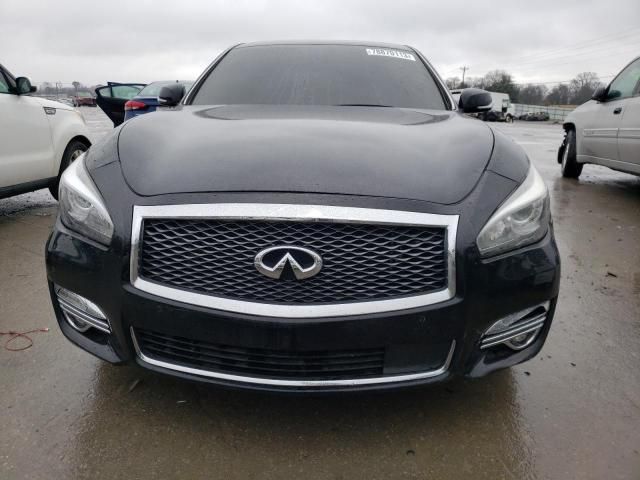 2016 Infiniti Q70 3.7