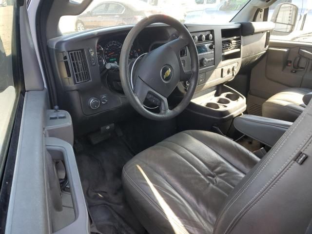 2017 Chevrolet Express G2500