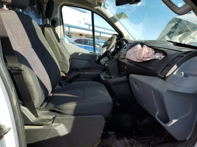 2018 Ford Transit T-250