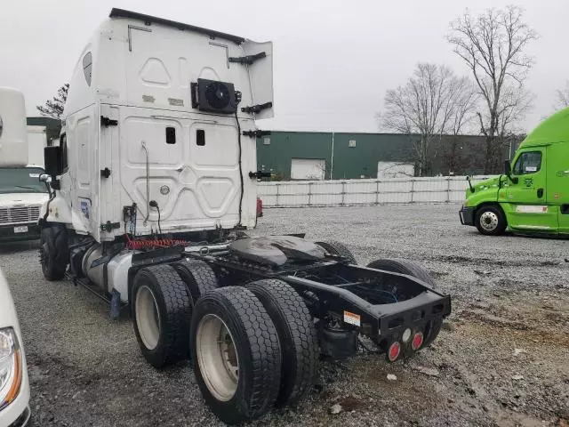 2017 Freightliner Cascadia 125