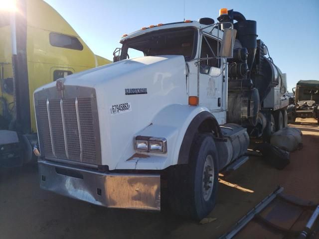 2014 Kenworth Construction T800