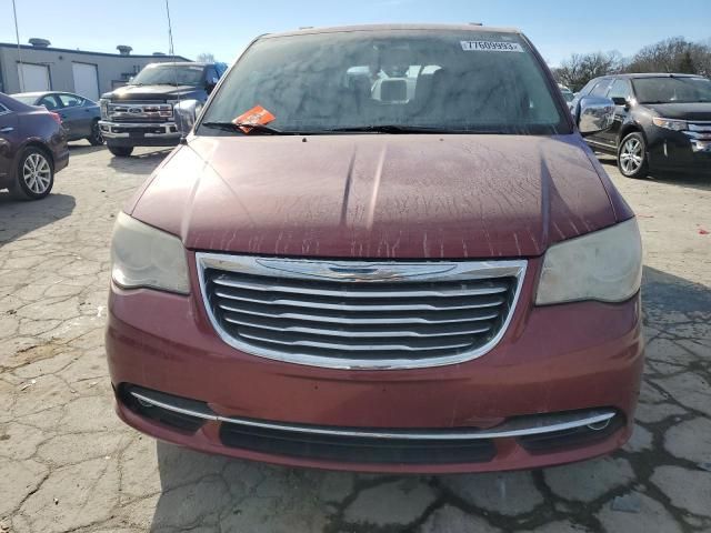 2012 Chrysler Town & Country Touring L