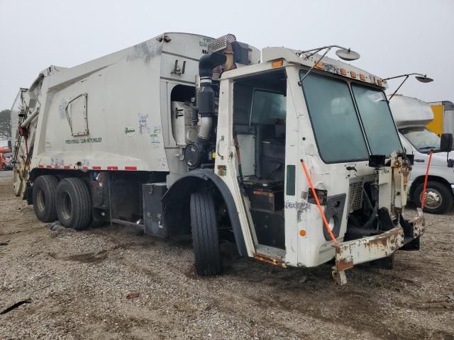 2012 Mack 600 LEU600