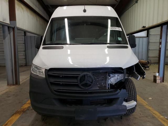 2022 Mercedes-Benz Sprinter 2500