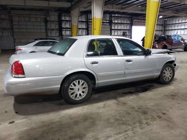 2003 Ford Crown Victoria LX