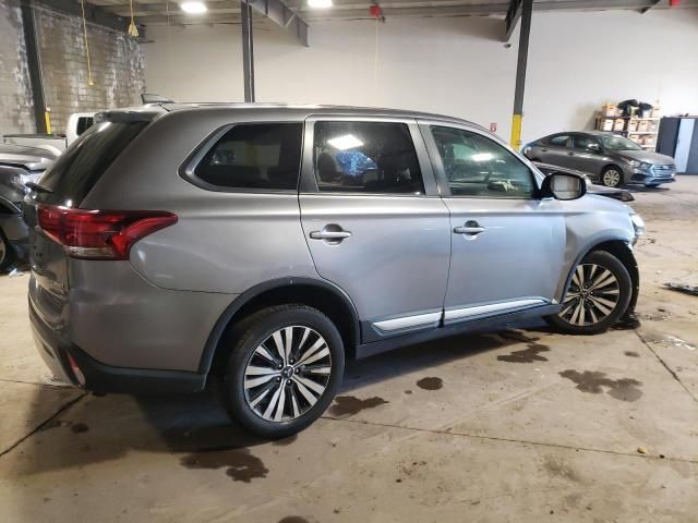 2019 Mitsubishi Outlander SE