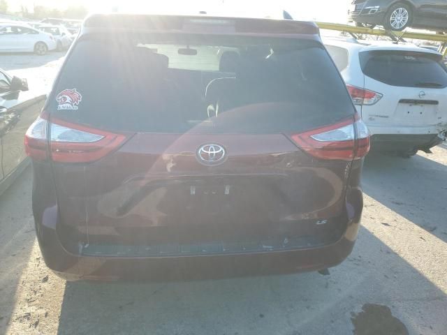 2015 Toyota Sienna LE