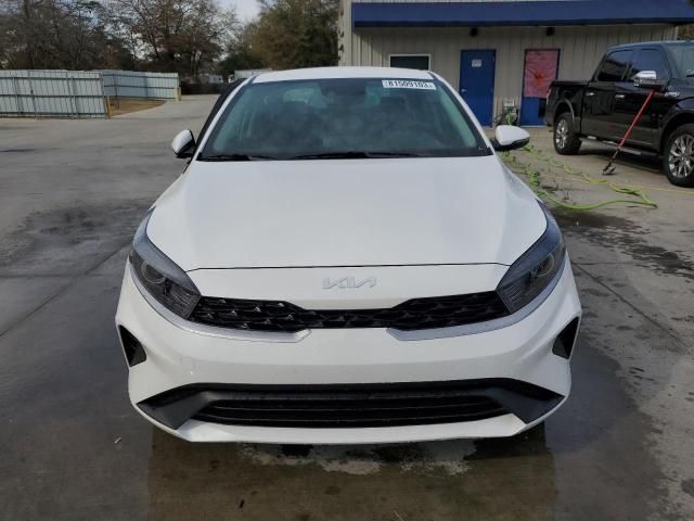 2023 KIA Forte LX