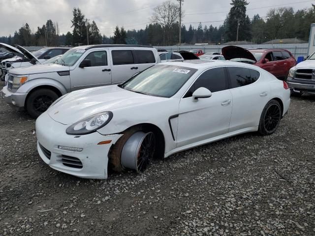 2015 Porsche Panamera S