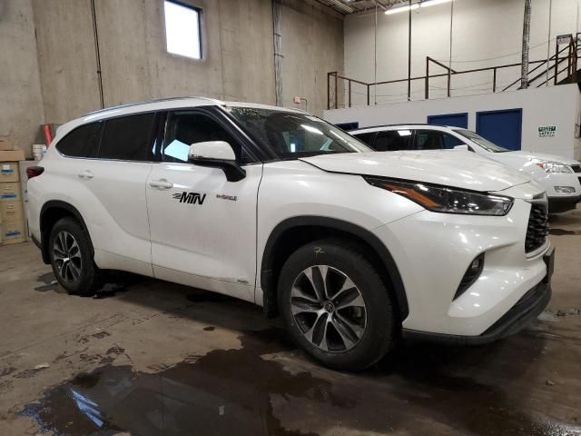 2021 Toyota Highlander Hybrid XLE