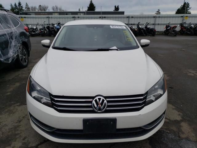 2014 Volkswagen Passat S