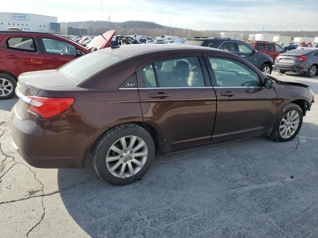 2013 Chrysler 200 Touring