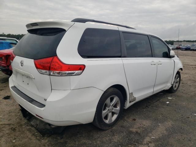 2011 Toyota Sienna LE