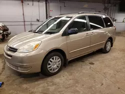 Toyota Vehiculos salvage en venta: 2004 Toyota Sienna CE