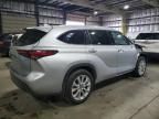 2022 Toyota Highlander Hybrid Limited