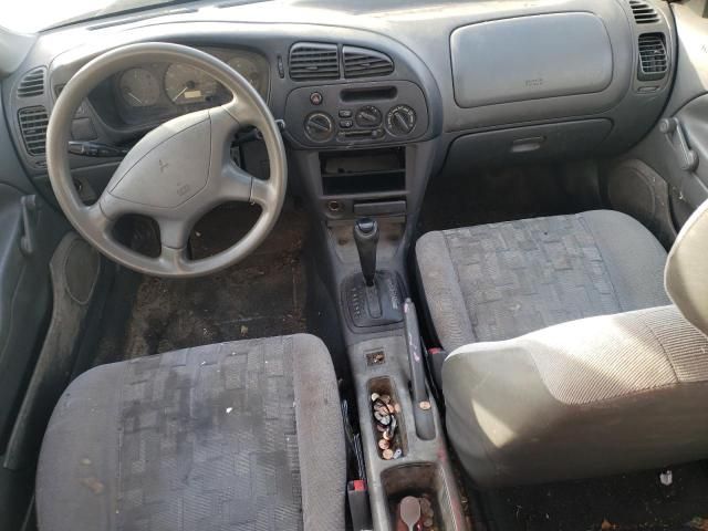 1997 Mitsubishi Mirage DE