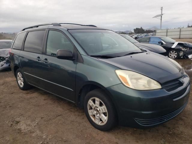 2004 Toyota Sienna CE