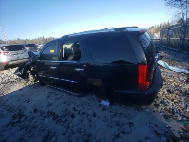 2011 Cadillac Escalade Luxury