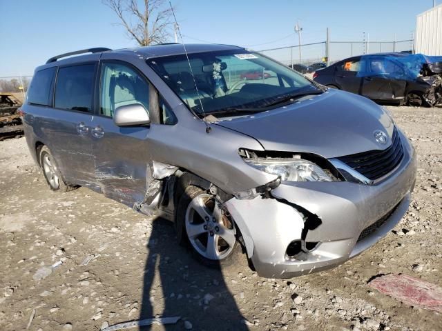 2011 Toyota Sienna LE