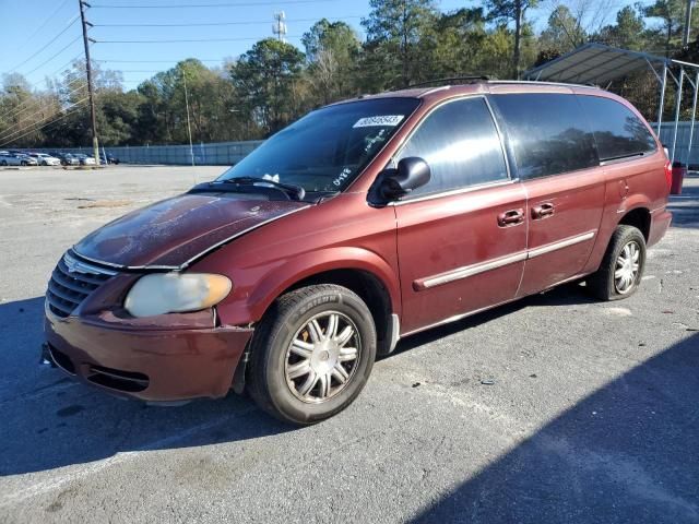 2007 Chrysler Town & Country Touring