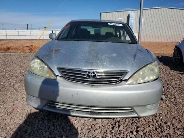 2005 Toyota Camry LE