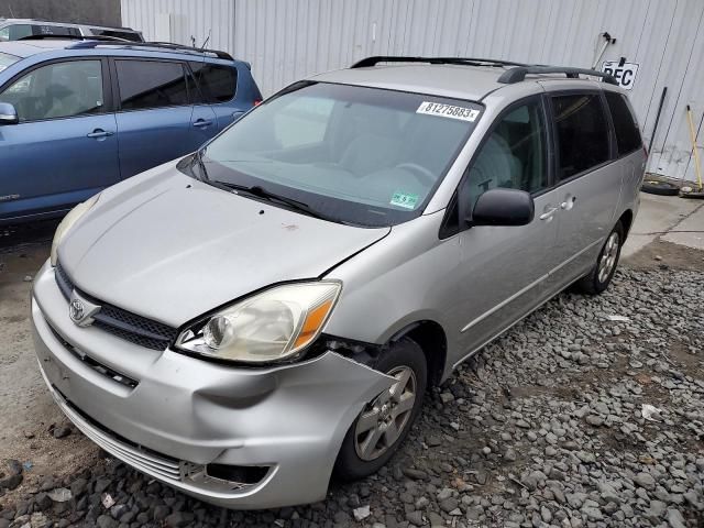 2005 Toyota Sienna CE