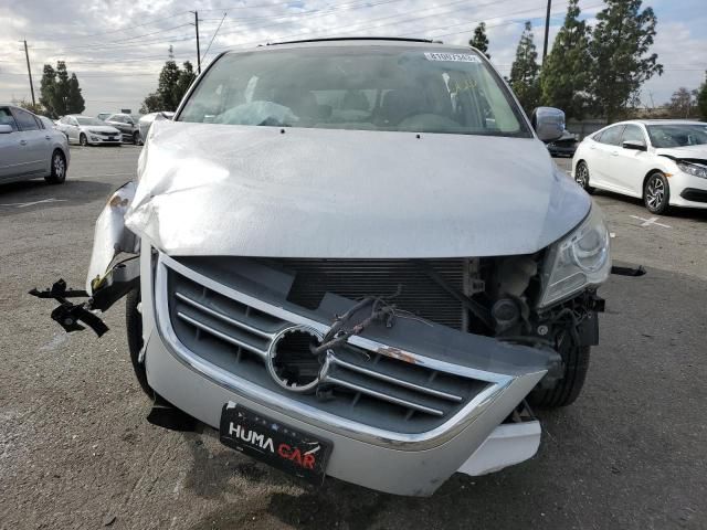 2009 Volkswagen Routan SEL Premium