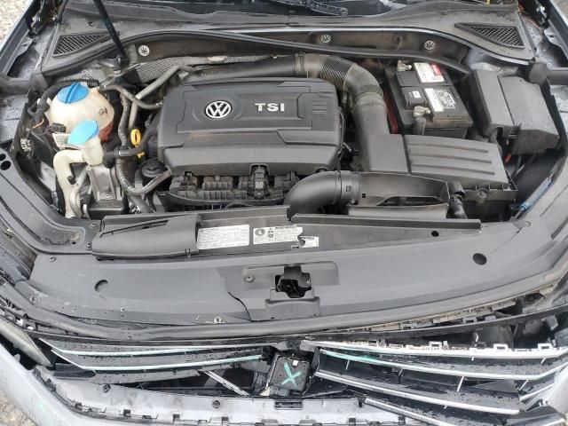 2017 Volkswagen Passat SE