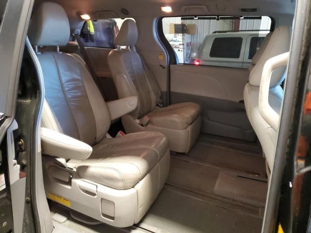 2011 Toyota Sienna XLE