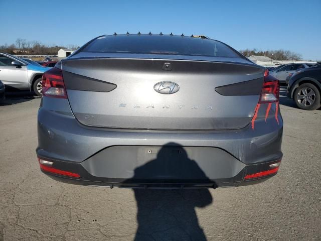 2020 Hyundai Elantra SE