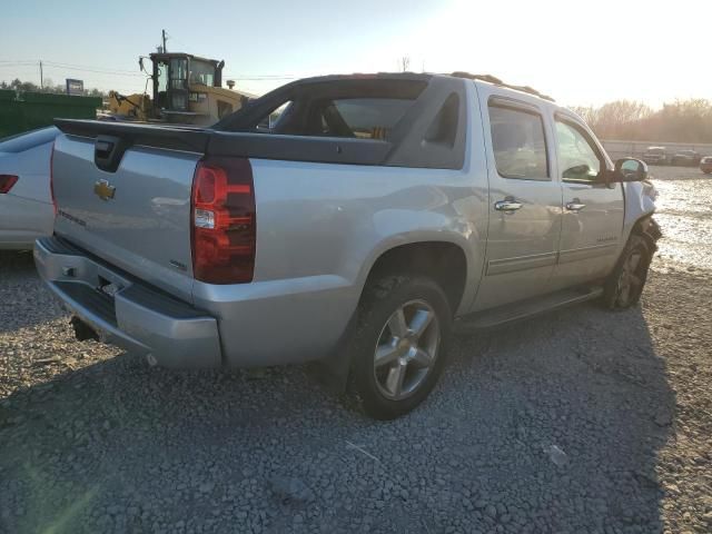 2012 Chevrolet Avalanche LS