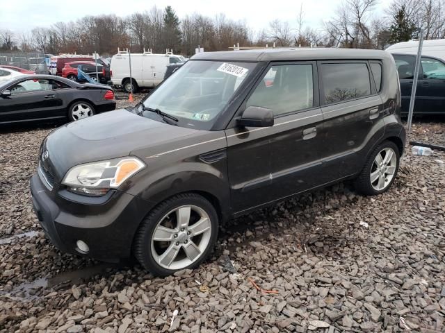 2010 KIA Soul +