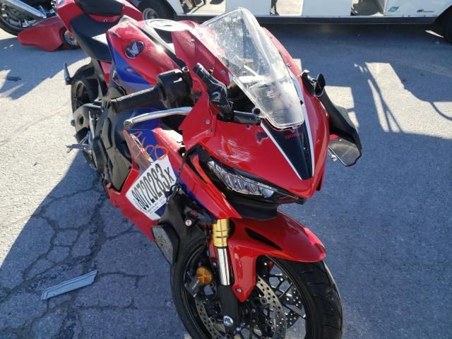 2022 Honda CBR1000 RA