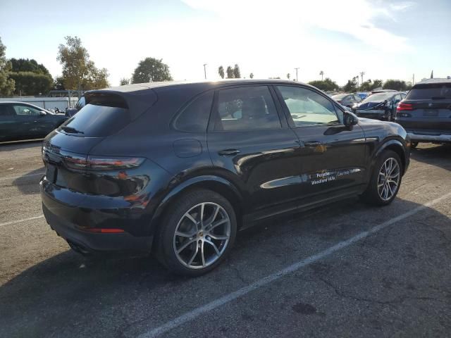 2023 Porsche Cayenne Base