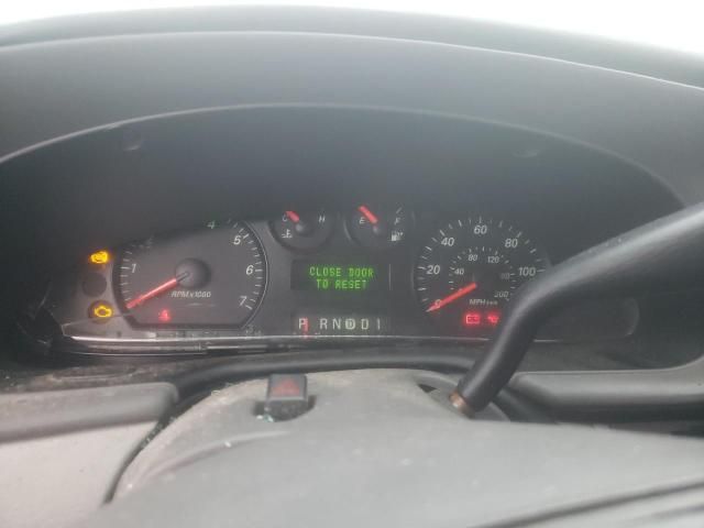 2006 Ford Taurus SE