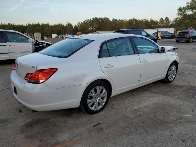 2010 Toyota Avalon XL