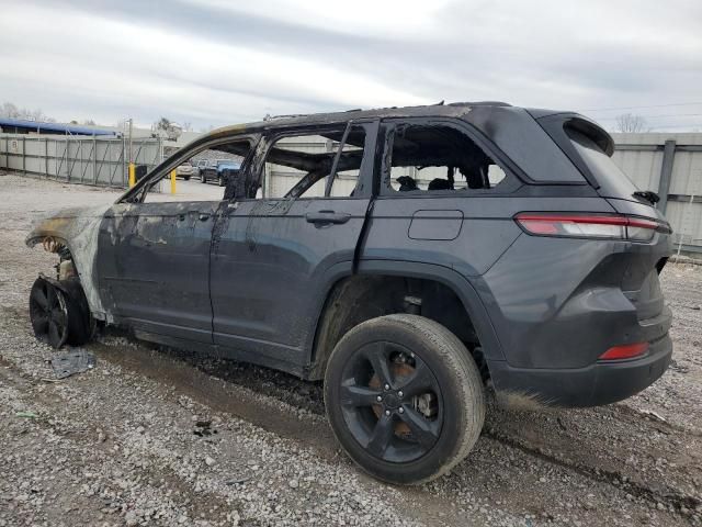 2022 Jeep Grand Cherokee Laredo