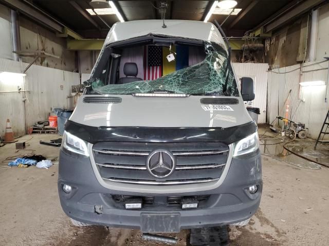 2021 Mercedes-Benz Sprinter 2500