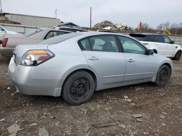 2010 Nissan Altima Base