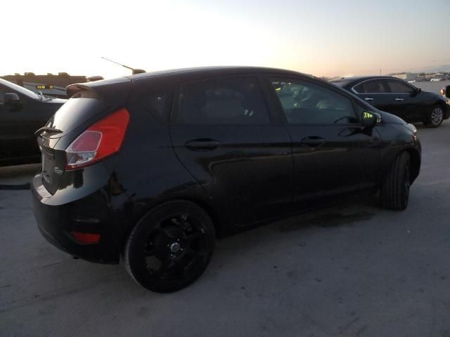 2015 Ford Fiesta SE