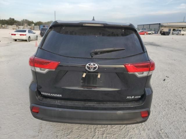 2018 Toyota Highlander SE